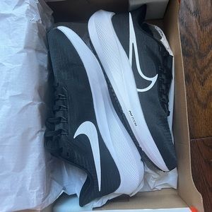 Nike Pegasus 39 - Brand New